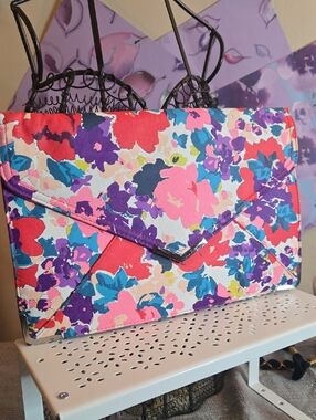 Floral Envelope Clutch Bag in Multicolor